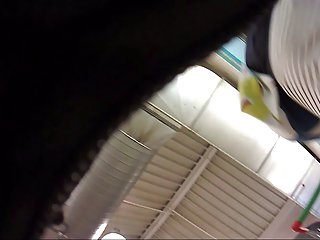 你被邀请去内衣脱衣舞